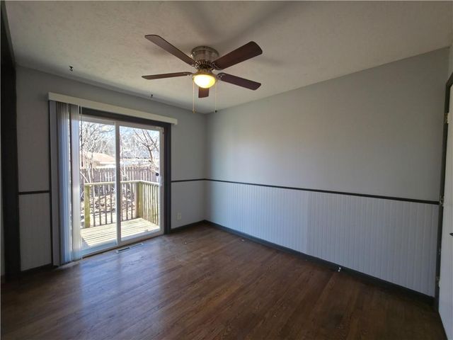 836 W Charles Street, Independence, MO 64055