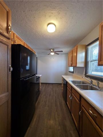 836 W Charles Street, Independence, MO 64055