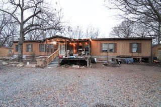 204 E 9th, Hooks, TX 75561