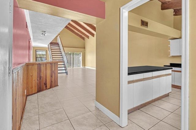 2438 Southridge Road, Delray Beach, FL 33444