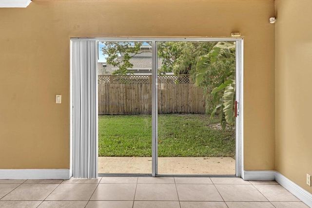 2438 Southridge Road, Delray Beach, FL 33444