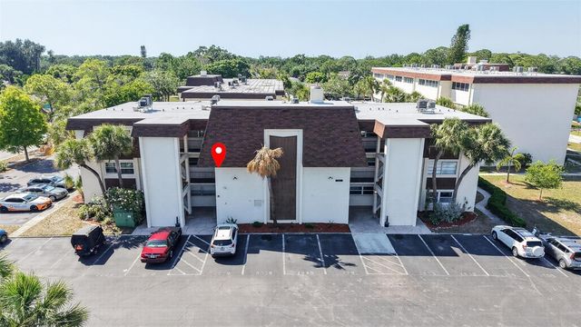 6370 1ST STREET N 202, St Petersburg, FL 33702