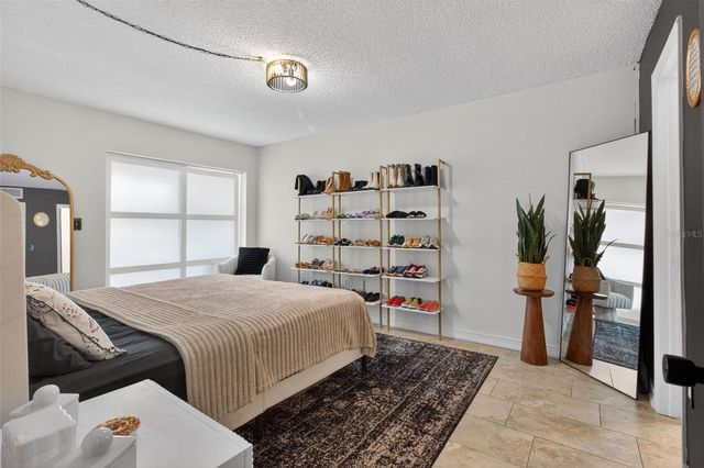 6370 1ST STREET N 202, St Petersburg, FL 33702
