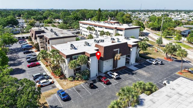 6370 1ST STREET N 202, St Petersburg, FL 33702
