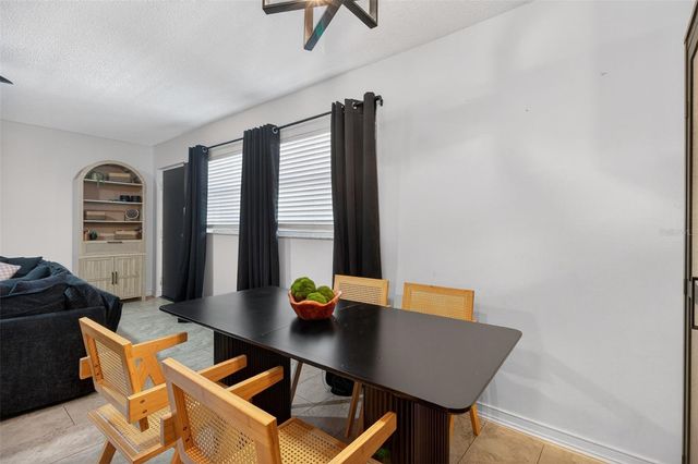 6370 1ST STREET N 202, St Petersburg, FL 33702