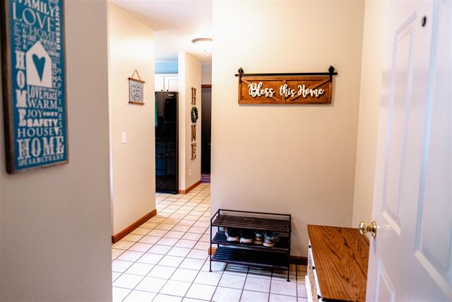 9880 S Spruce Avenue, Newaygo, MI 49337