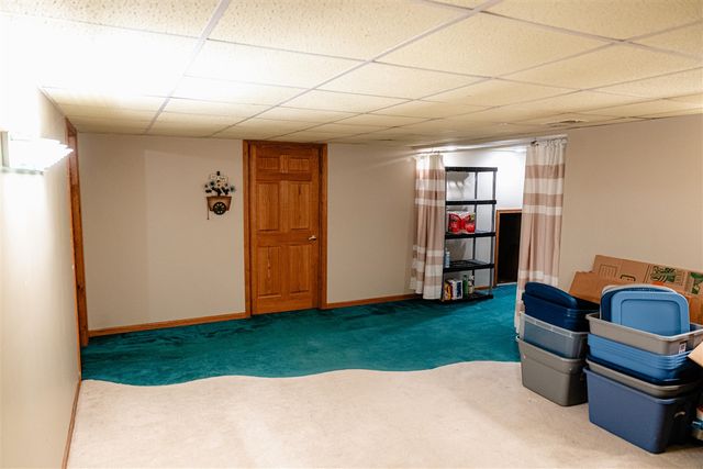 9880 S Spruce Avenue, Newaygo, MI 49337