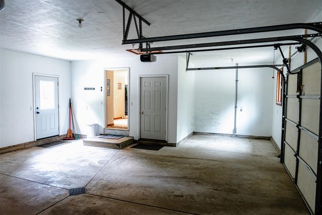 9880 S Spruce Avenue, Newaygo, MI 49337