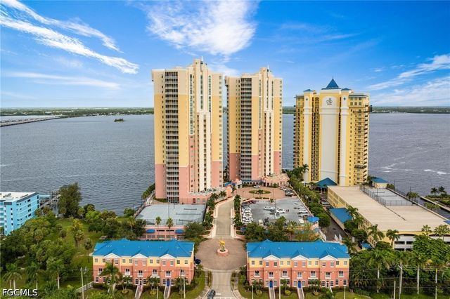 2743 1st ST 2306, Fort Myers, FL 33916
