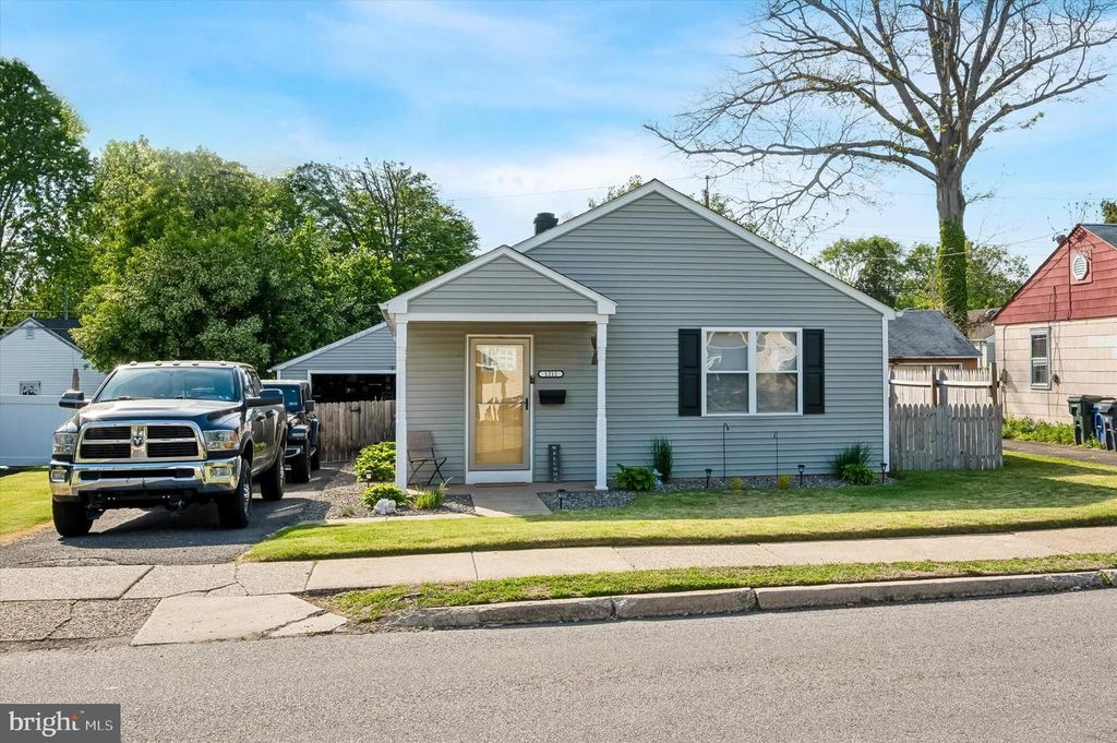 1212 JOHNSTON AVE, Abington, PA 19001