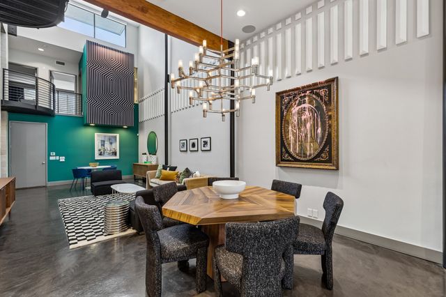 3819 Commerce Street, Dallas, TX 75226
