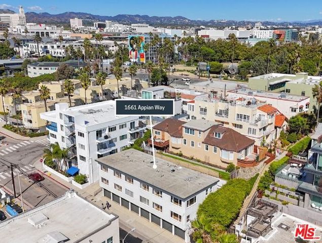 1661 Appian Way, Santa Monica, CA 90401