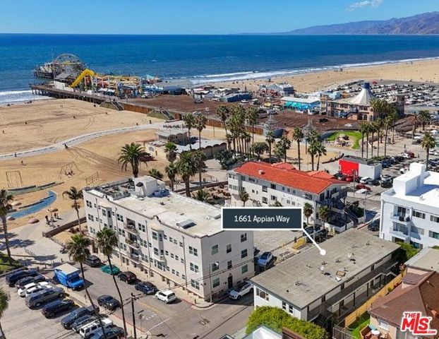 1661 Appian Way, Santa Monica, CA 90401