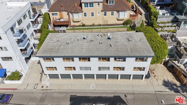 1661 Appian Way, Santa Monica, CA 90401
