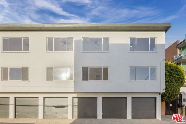 1661 Appian Way, Santa Monica, CA 90401
