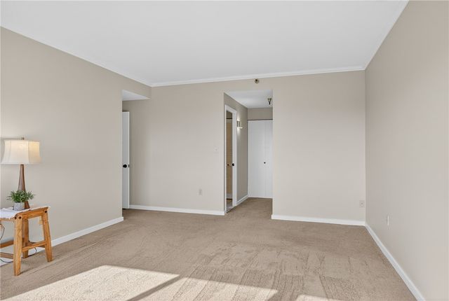 750 Washington Rd 1204, Mt Lebanon, PA 15228