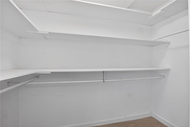 750 Washington Rd 1204, Mt Lebanon, PA 15228