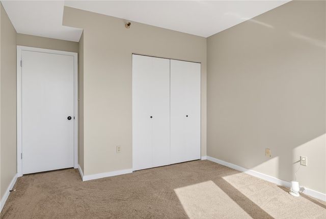 750 Washington Rd 1204, Mt Lebanon, PA 15228