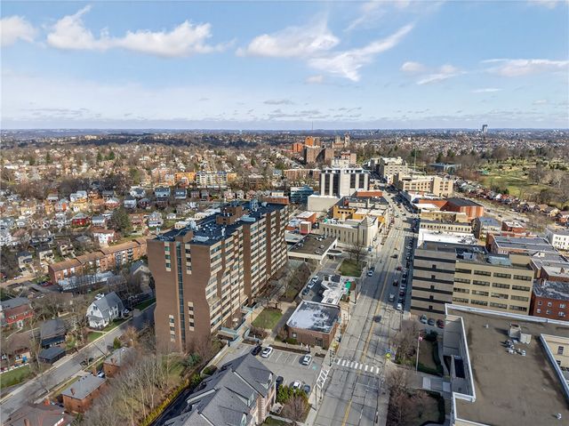 750 Washington Rd 1204, Mt Lebanon, PA 15228