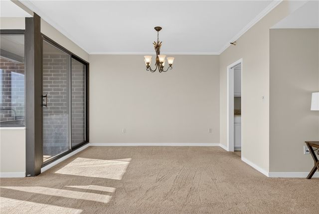 750 Washington Rd 1204, Mt Lebanon, PA 15228