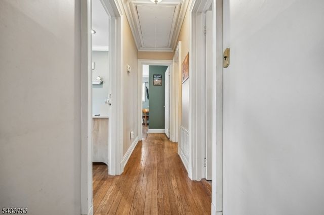 53 Orchard St, Carteret Boro, NJ 07008