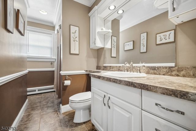 53 Orchard St, Carteret Boro, NJ 07008