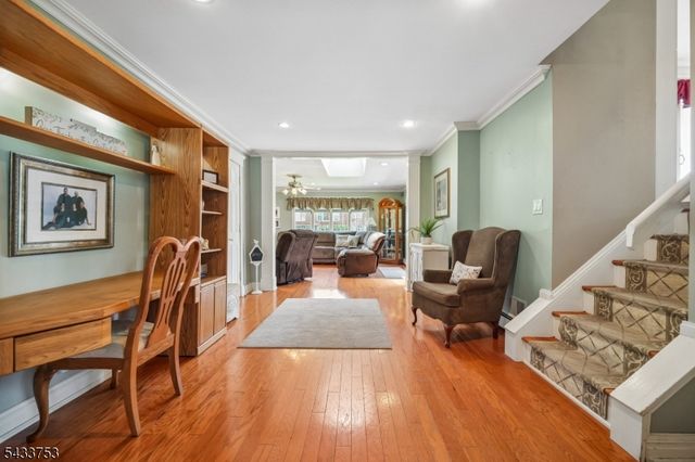 53 Orchard St, Carteret Boro, NJ 07008