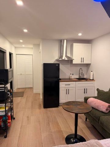 1025 NW 148th Street, Miami, FL 33168