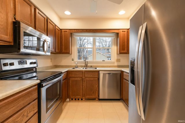 2611 E Windermere Woods Drive, Bloomington, IN 47401