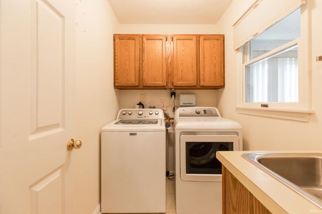 2611 E Windermere Woods Drive, Bloomington, IN 47401