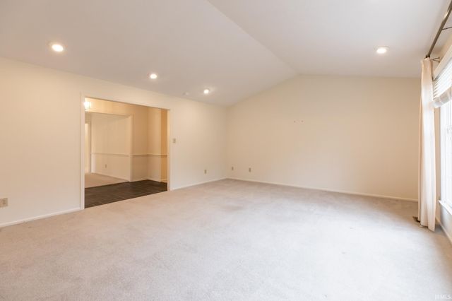 2611 E Windermere Woods Drive, Bloomington, IN 47401