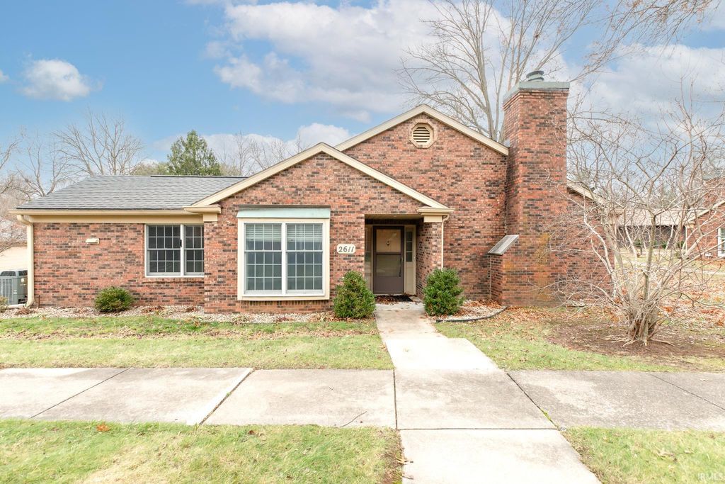 2611 E Windermere Woods Drive, Bloomington, IN 47401