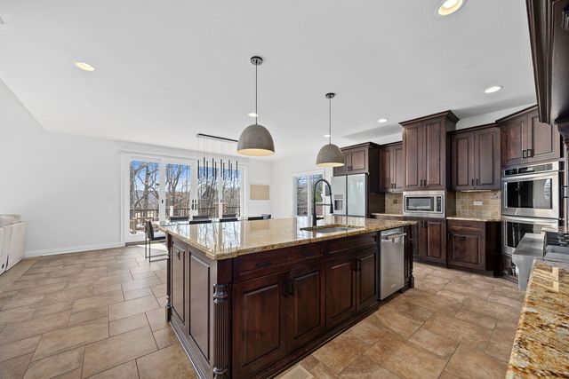 7827 Emma Court, Orland Park, IL 60462