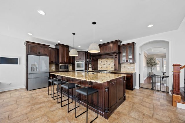 7827 Emma Court, Orland Park, IL 60462