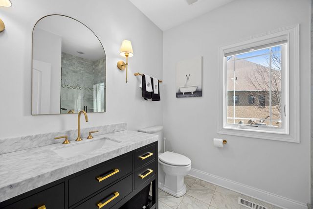 7827 Emma Court, Orland Park, IL 60462