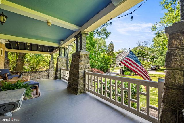 118 WALNUT AVE, Wayne, PA 19087