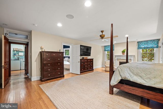 118 WALNUT AVE, Wayne, PA 19087