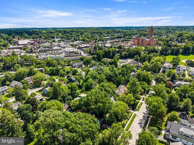 118 WALNUT AVE, Wayne, PA 19087