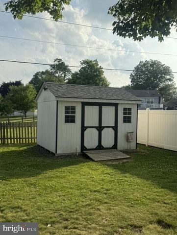 420 HANCOCK RD, Warminster, PA 18974