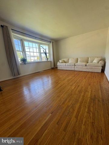 420 HANCOCK RD, Warminster, PA 18974
