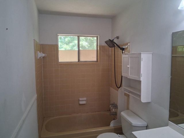 2840 Somerton Drive, Morrow, GA 30260