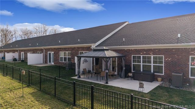 3409 Elaine Avenue, Jeffersonville, IN 47130