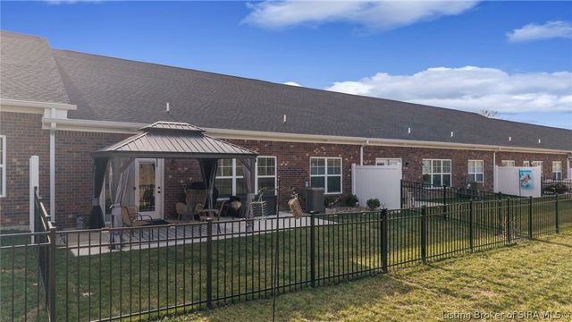 3409 Elaine Avenue, Jeffersonville, IN 47130
