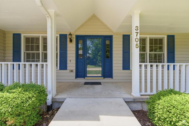 3705 Pullman Landing, Manhattan, KS 66503