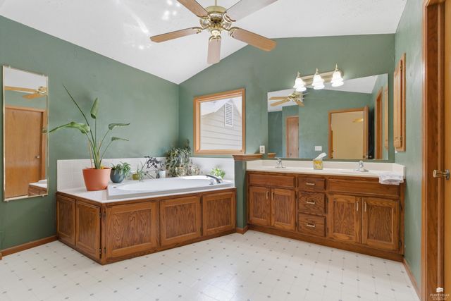 3705 Pullman Landing, Manhattan, KS 66503