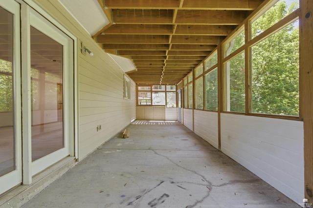 3705 Pullman Landing, Manhattan, KS 66503