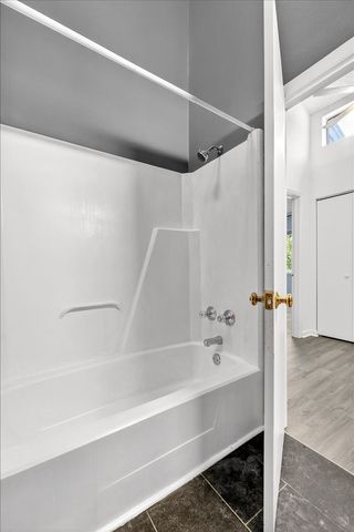 252 Summit Ridge Dr, Nashville, TN 37215
