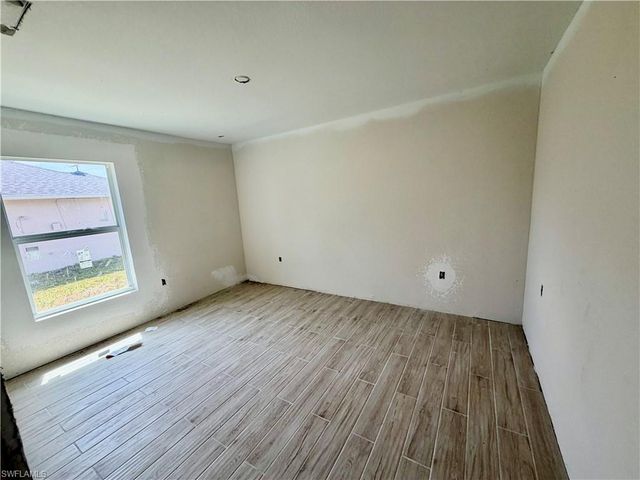 1123 NW 24th TER, Cape Coral, FL 33993