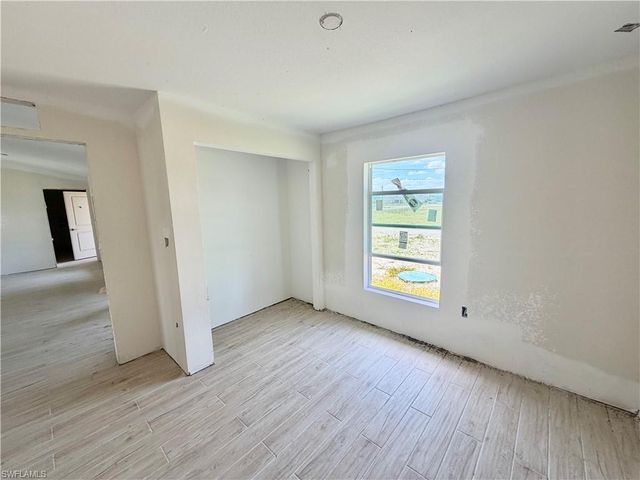 1123 NW 24th TER, Cape Coral, FL 33993