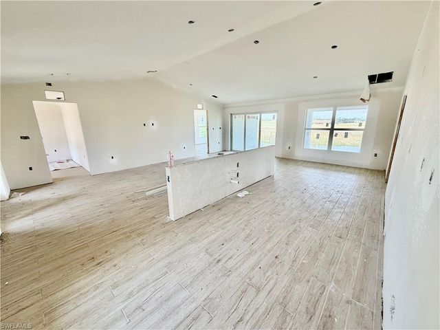 1123 NW 24th TER, Cape Coral, FL 33993